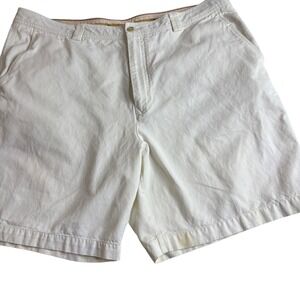 Tommy Bahama Golf Shorts Flat Front Khaki Beige Casual‎ Mens Size 38